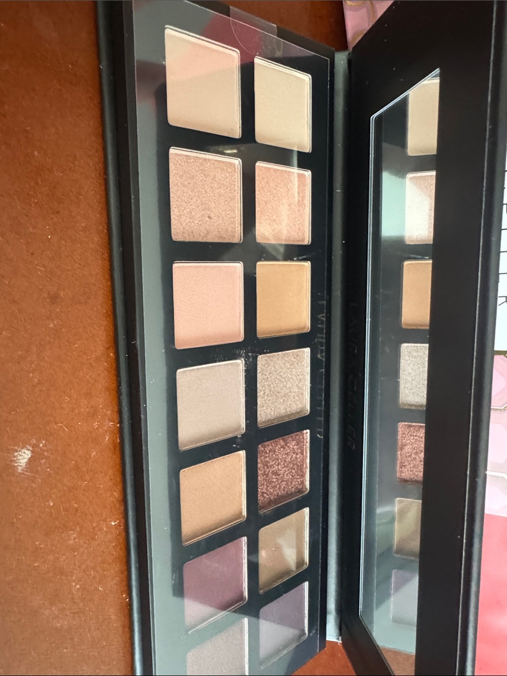 Laura Geller Neutral Eyeshadow Palette – Nude, Champagne, Bronze, Taupe, Mauve